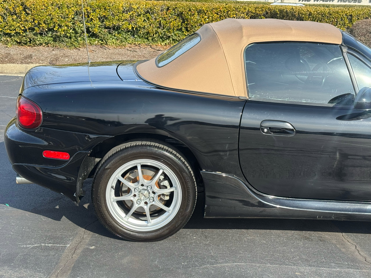 Used 2002 MAZDA MX-5 Miata image 7
