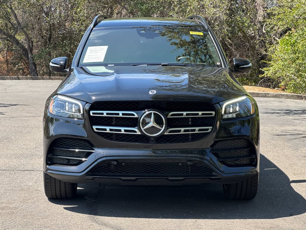 Used 2022 Mercedes-Benz GLS 450 4MATIC image 10