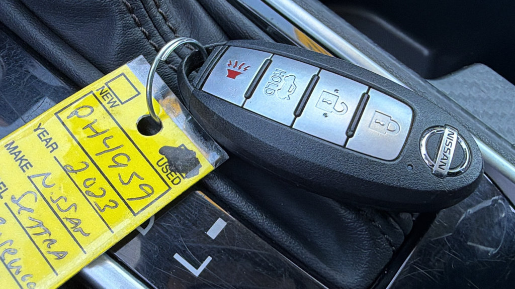 Used 2023 Nissan Sentra SV FWD image 29