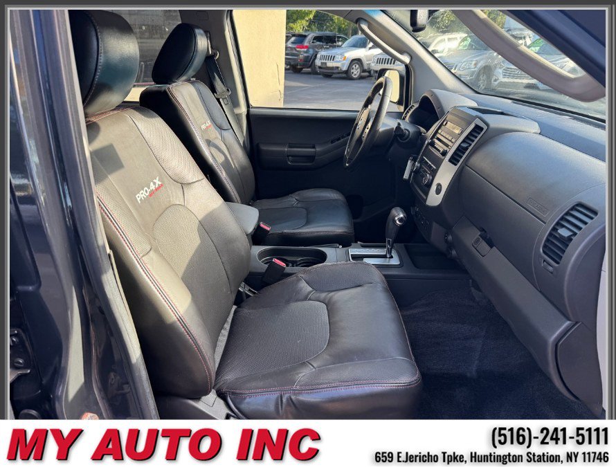 Used 2012 Nissan Xterra PRO-4X w/ Pro-4x Leather Pkg AWD/4WD image 26