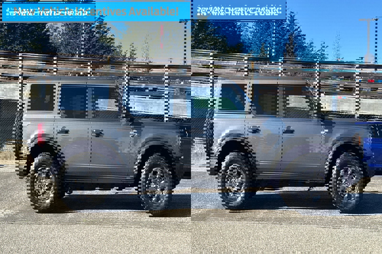 Used 2025 Ford Bronco Big Bend image 3