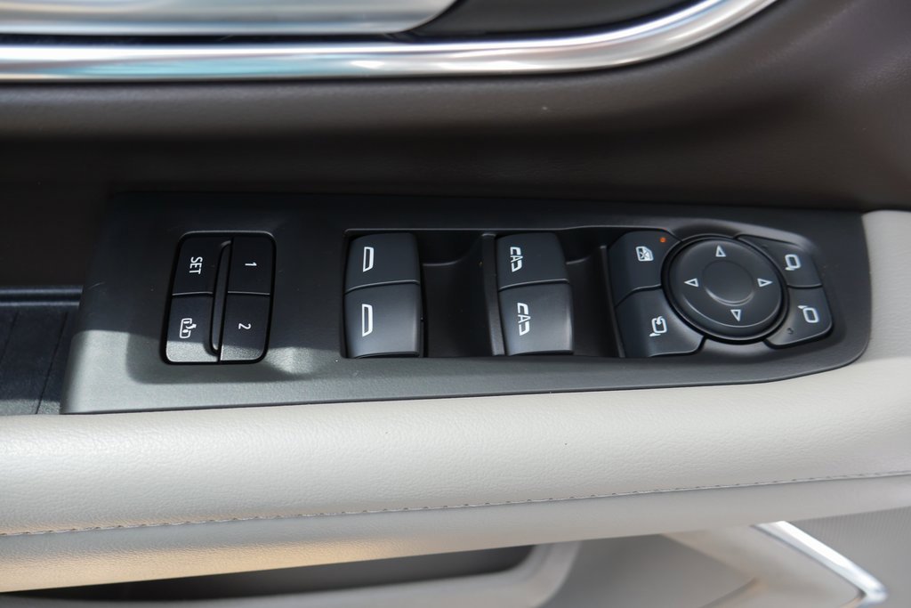 Used 2022 Chevrolet Tahoe LT w/ Luxury Package image 32