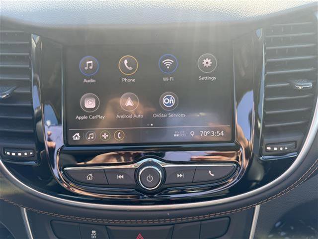 Certified 2022 Chevrolet Trax LT w/ LT Convenience Package image 20