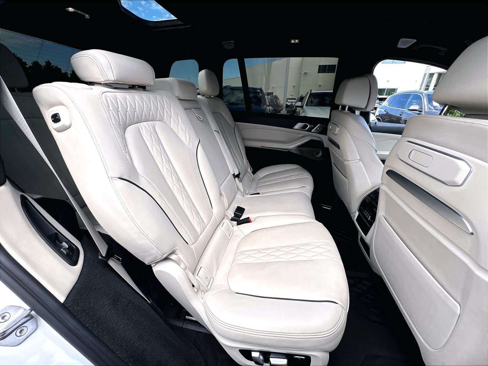 Used 2023 BMW X7 xDrive40i w/ Executive Package AWD/4WD image 28