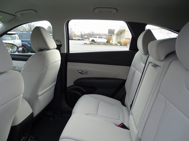 New 2026 Hyundai Tucson SE image 10