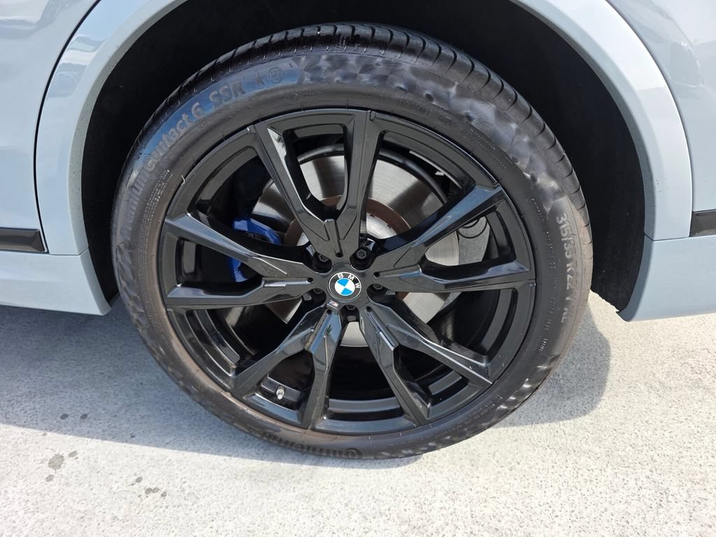 Certified 2024 BMW X7 M60i w/ Executive Package AWD/4WD image 19