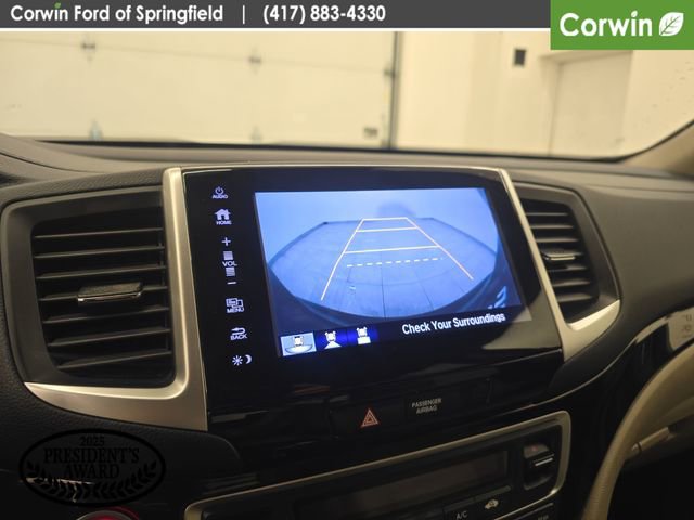 Used 2017 Honda Pilot Touring image 26