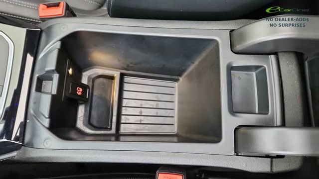 Used 2025 BMW X4 xDrive30i AWD/4WD image 54