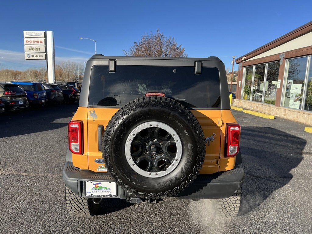 Used 2022 Ford Bronco Black Diamond image 4