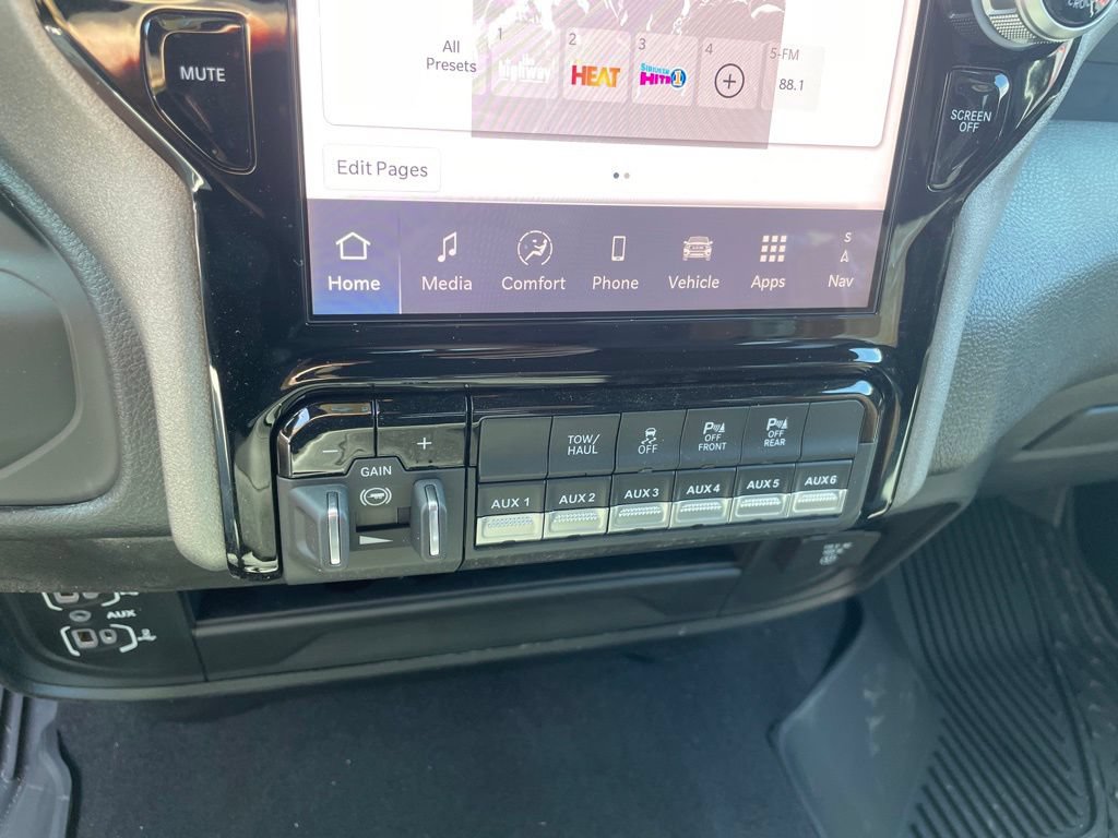 New 2026 RAM 3500 Tradesman AWD/4WD image 13