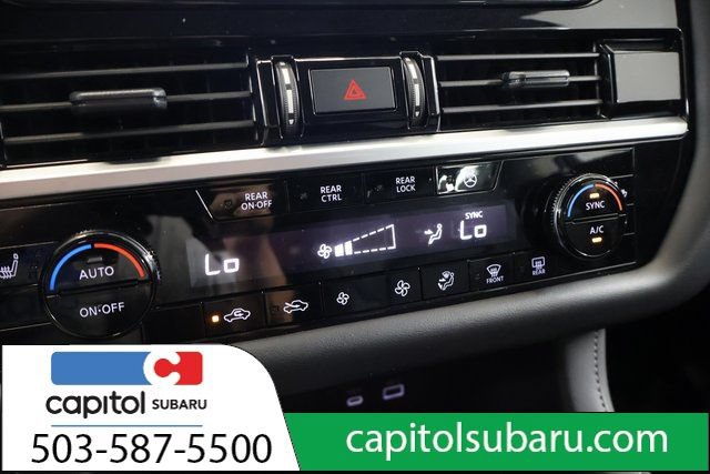 Used 2025 Nissan Pathfinder SL w/ SL Premium Package AWD/4WD image 27