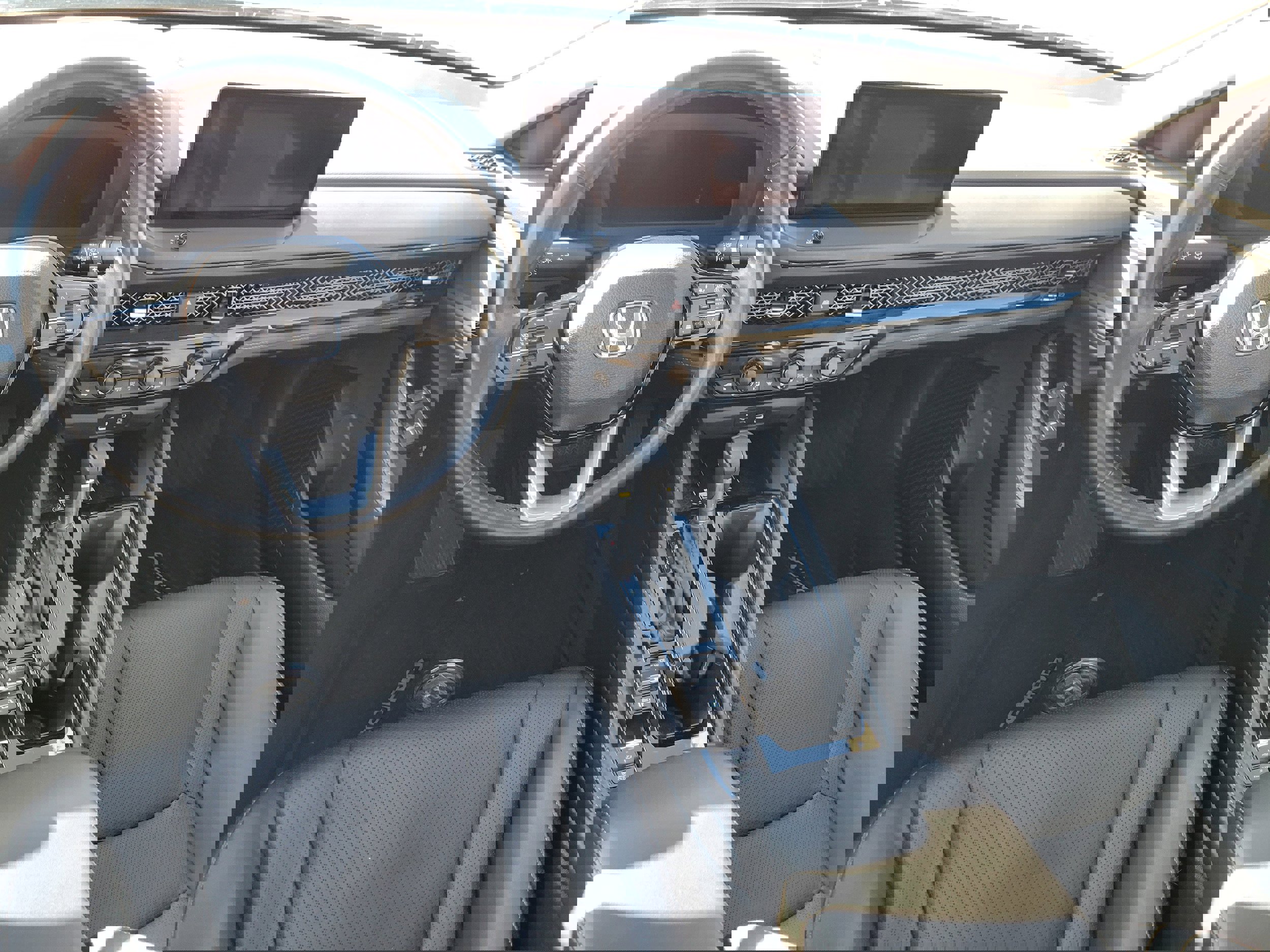 Used 2024 Honda Accord Touring image 13