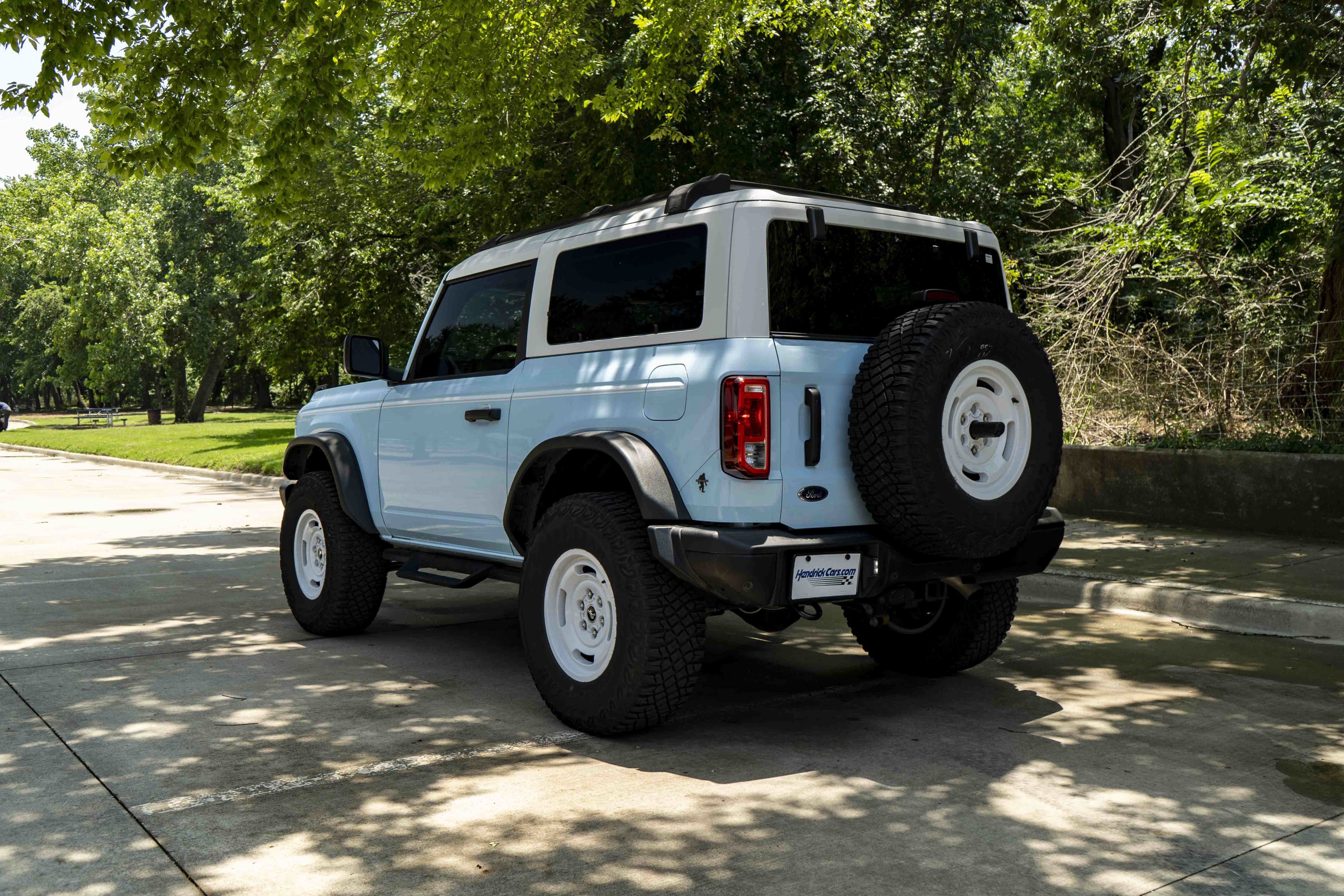 Used 2024 Ford Bronco Heritage Edition AWD/4WD image 7