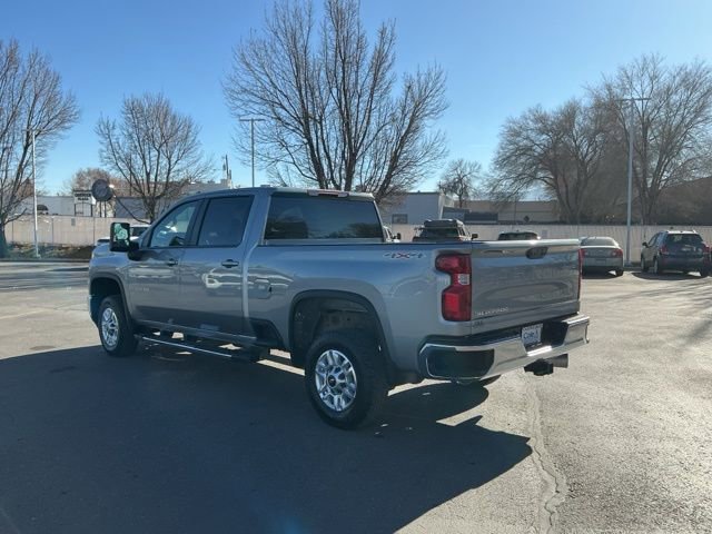Used 2025 Chevrolet Silverado 2500 LT w/ Convenience Package image 8