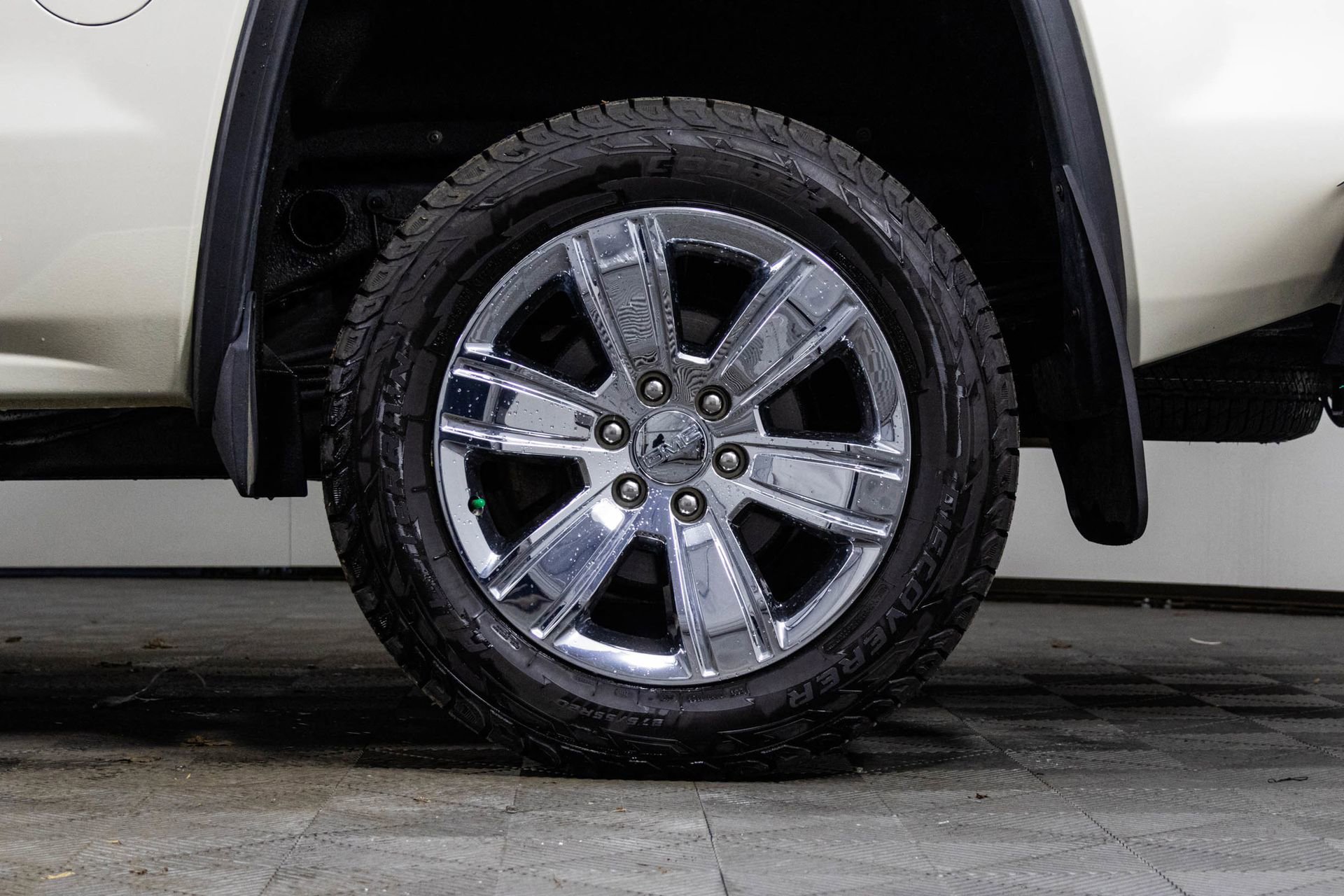 Used 2014 GMC Sierra 1500 SLT w/ Driver Alert Package image 30