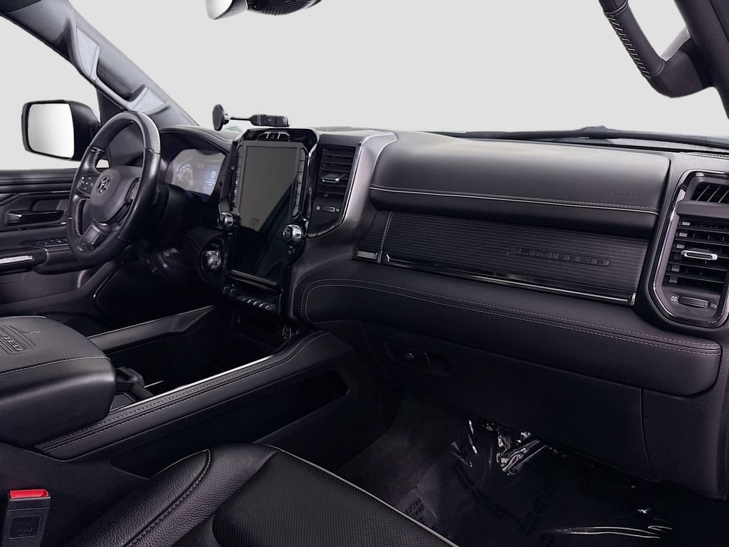 Used 2022 RAM 1500 Limited w/ Body-Colour Bumper Group AWD/4WD image 32