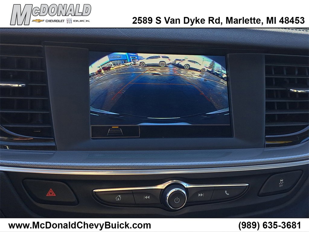 Used 2019 Buick Regal Preferred w/ Driver Confidence Package I image 14