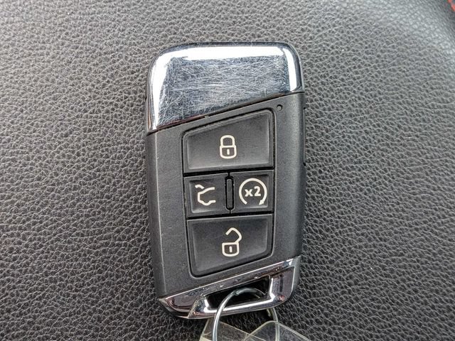 Certified 2025 Volkswagen Jetta GLI Autobahn FWD image 29