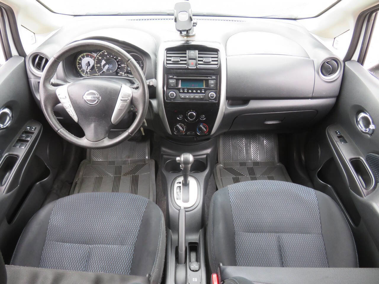 Used 2015 Nissan Versa Note SV image 11