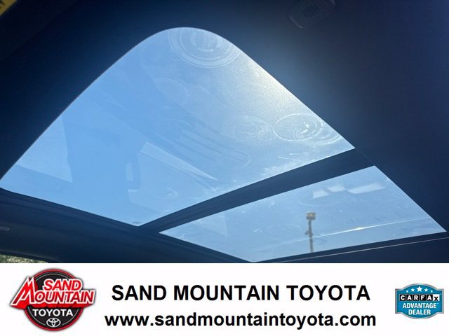 Used 2026 Toyota Tundra Limited AWD/4WD image 16