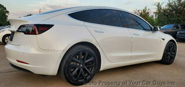 Used 2019 Tesla Model 3 image 12