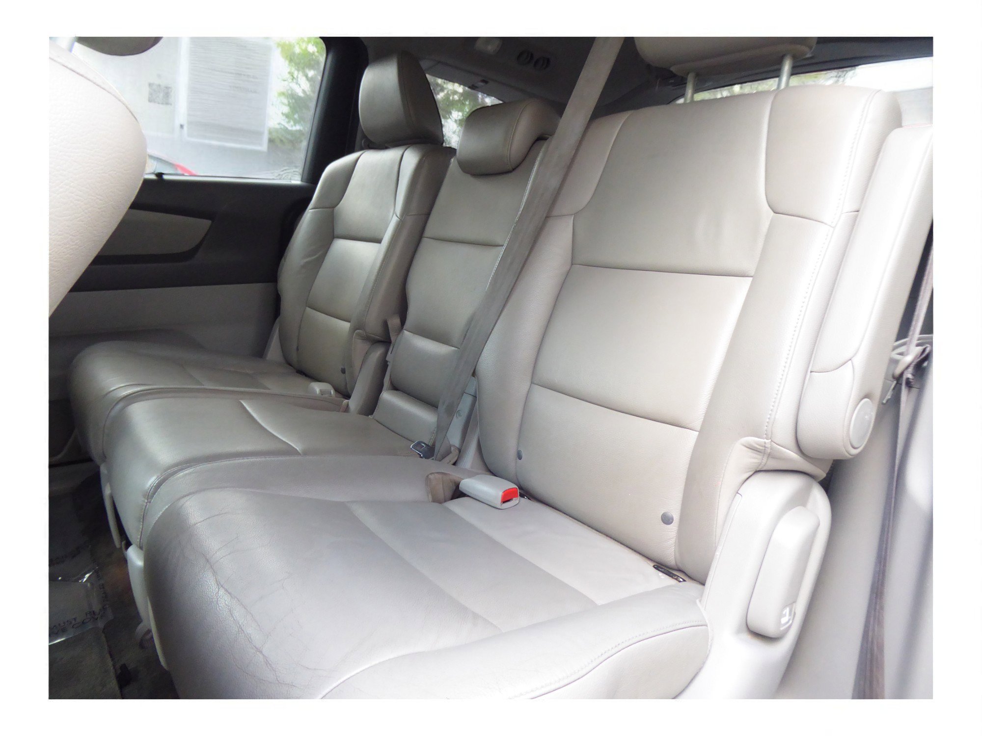 Used 2016 Honda Odyssey Touring Elite image 21