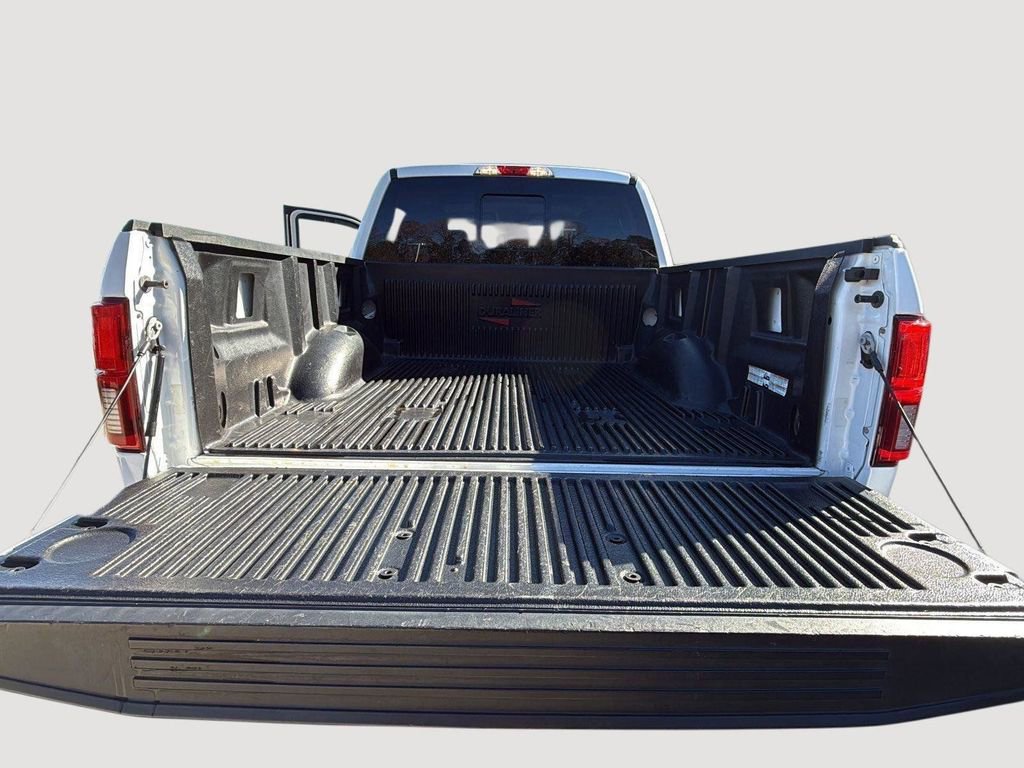 Used 2020 Ford F150 Lariat image 21