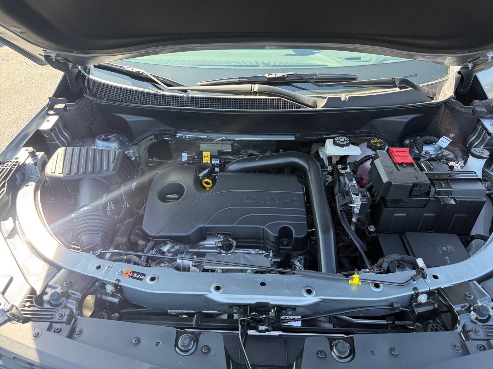 New 2026 Chevrolet Equinox LT w/ Convenience Package II FWD image 30