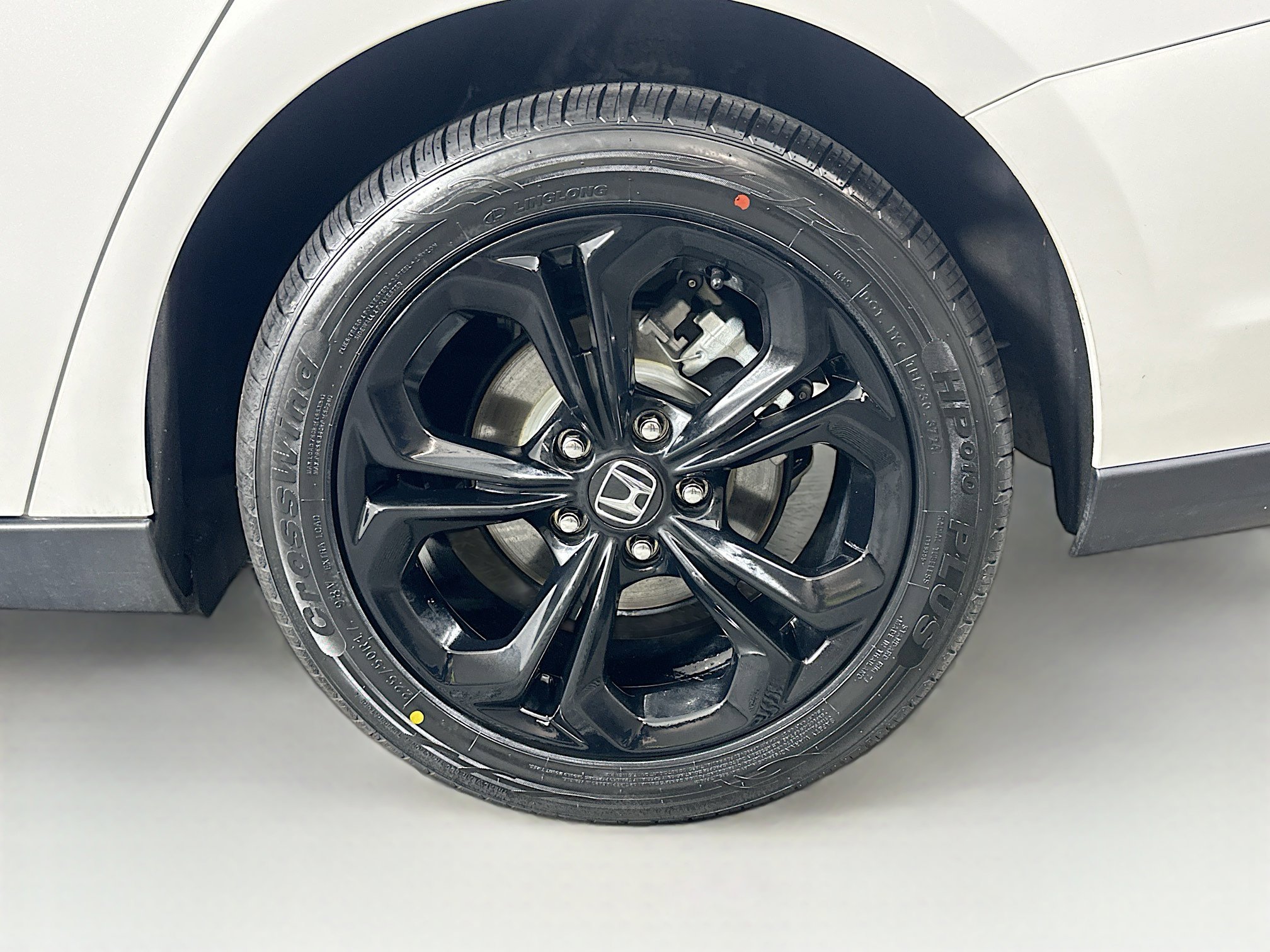 Used 2025 Honda Accord SE image 11