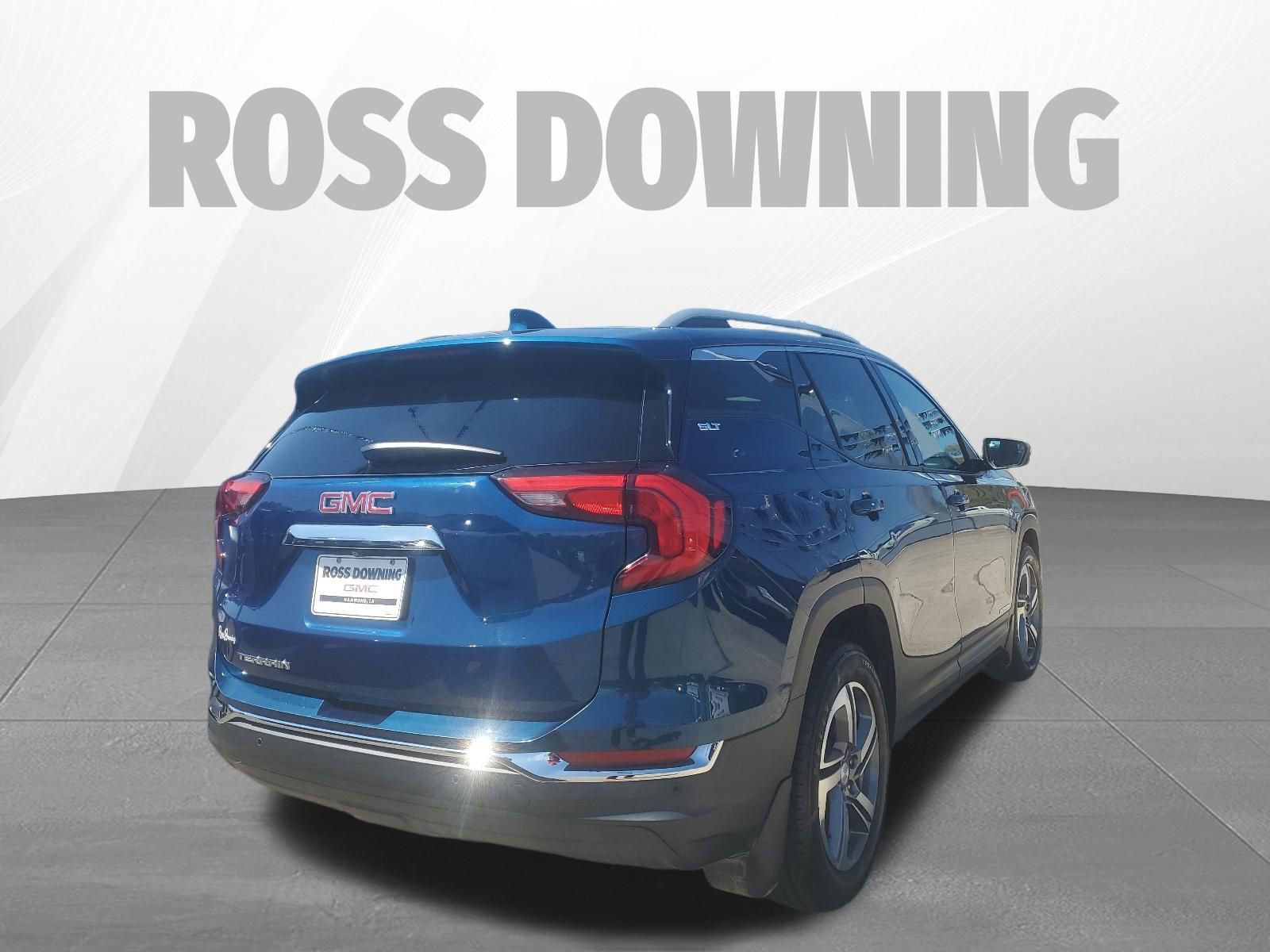 Used 2020 GMC Terrain SLT w/ Preferred Package image 4