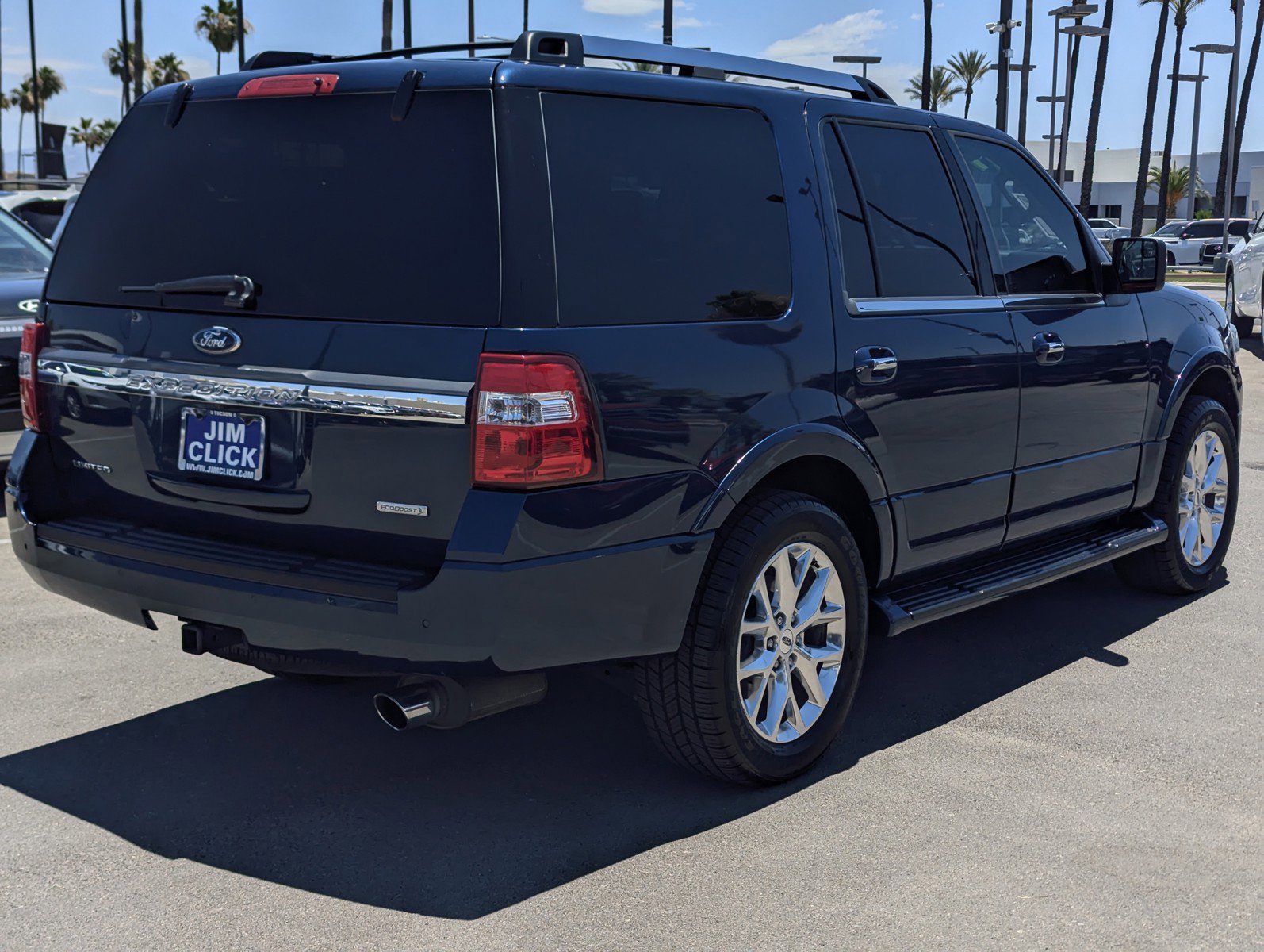 Used 2016 Ford Expedition Limited RWD image 2