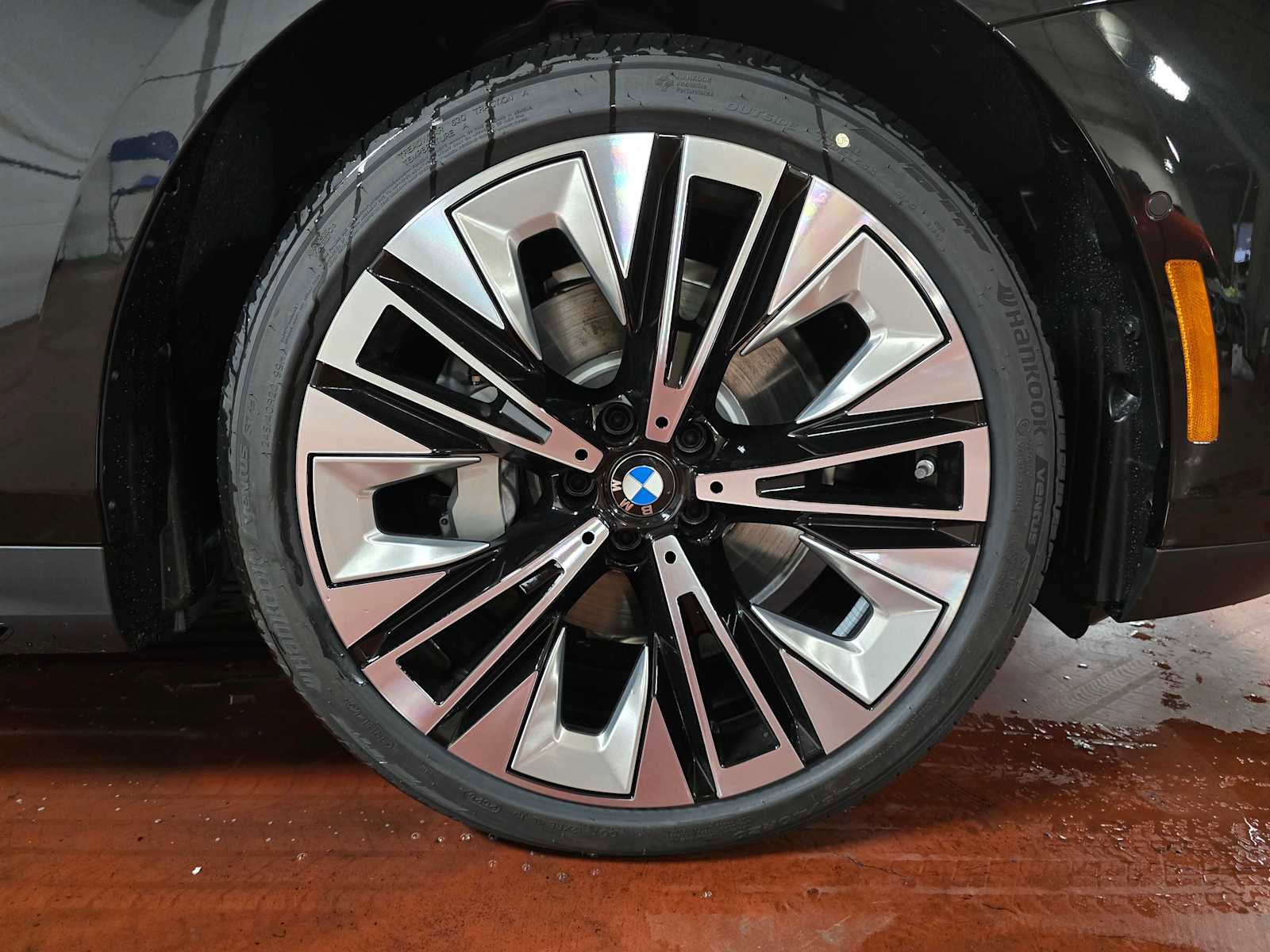 New 2026 BMW 530i xDrive 530i xDrive image 9