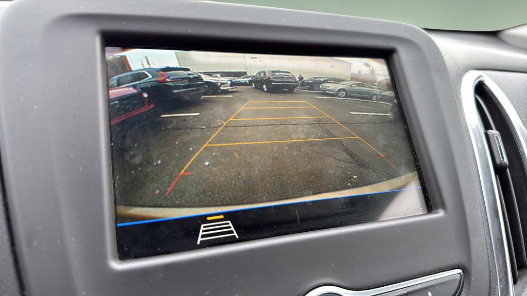 Used 2019 Chevrolet Equinox LT image 23