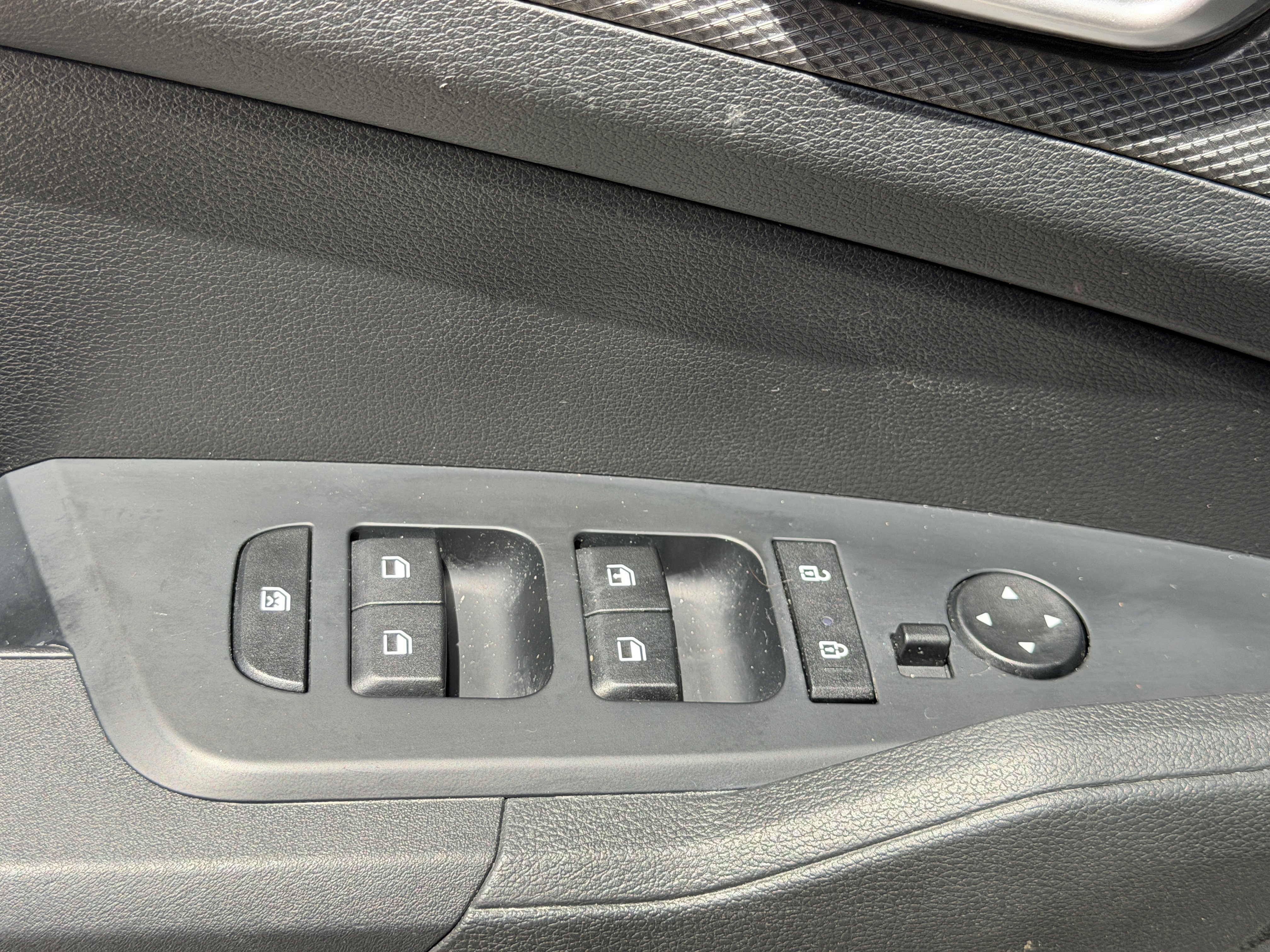 Certified 2023 Kia Sportage LX AWD/4WD image 16