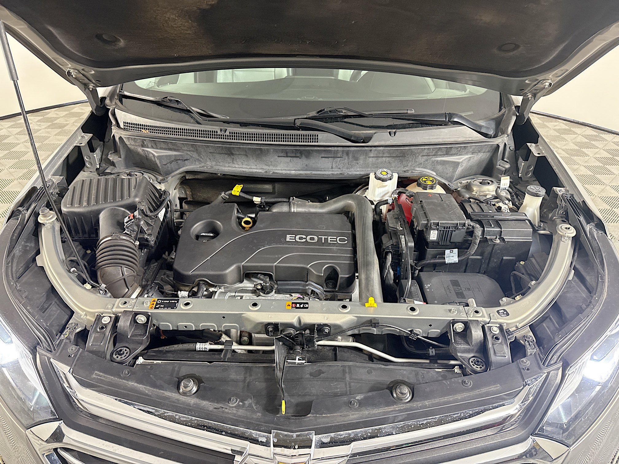 Used 2018 Chevrolet Equinox Premier FWD image 39