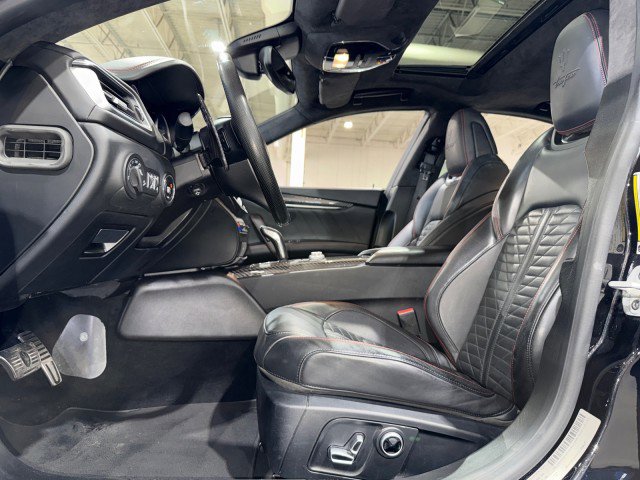 Used 2022 Maserati Ghibli Trofeo image 50