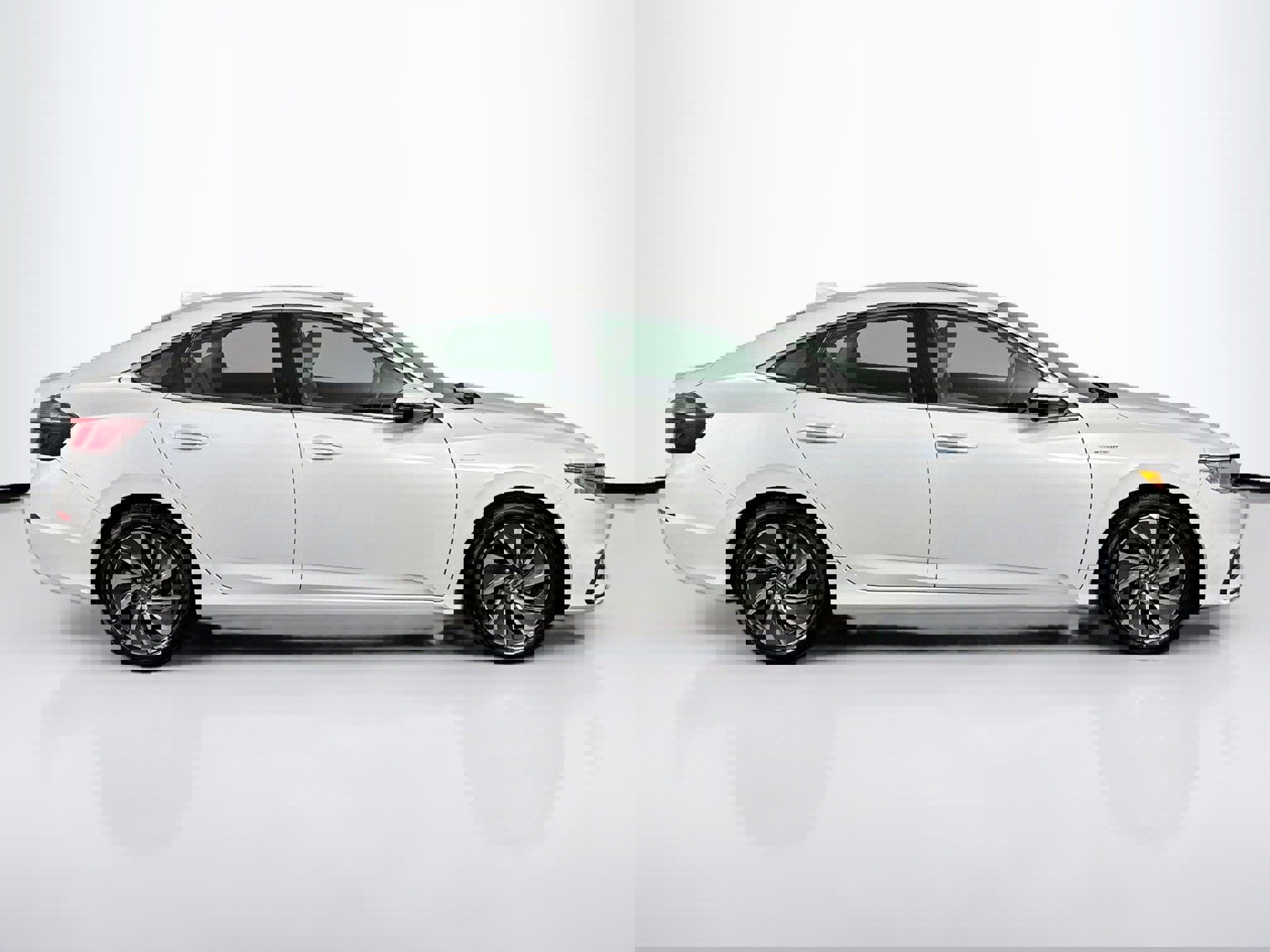 Used 2021 Honda Insight Touring image 12