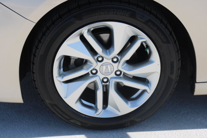 Used 2019 Honda Accord LX image 9