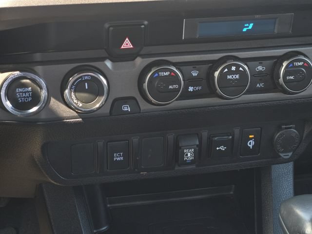 Certified 2023 Toyota Tacoma TRD Off-Road AWD/4WD image 21