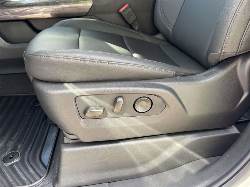 New 2026 Chevrolet Silverado 2500 LTZ w/ Z71 Chrome Sport Edition image 18