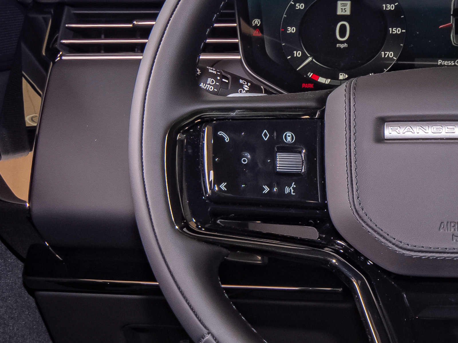New 2026 Land Rover Range Rover Sport Dynamic SE AWD/4WD image 15