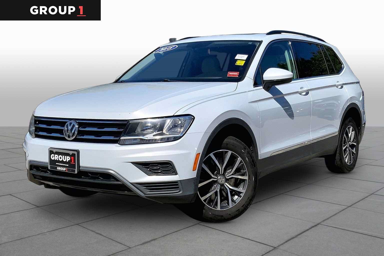 Used 2018 Volkswagen Tiguan SE w/ Panoramic Sunroof Package