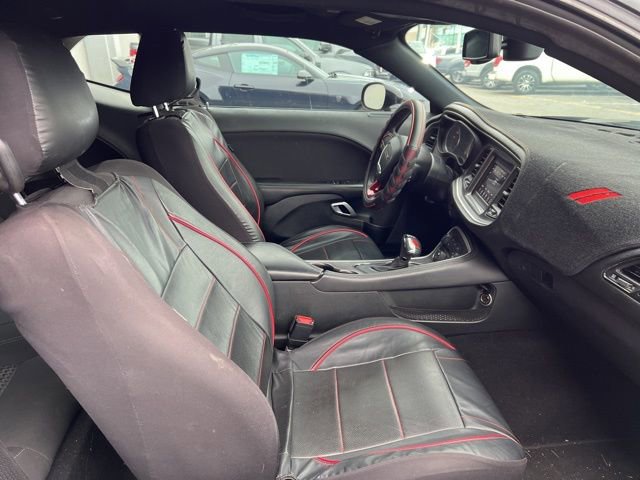 Used 2019 Dodge Challenger SXT AWD/4WD image 6