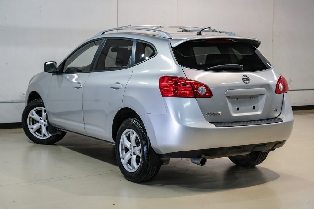Used 2009 Nissan Rogue SL w/ Moonroof Pkg image 11