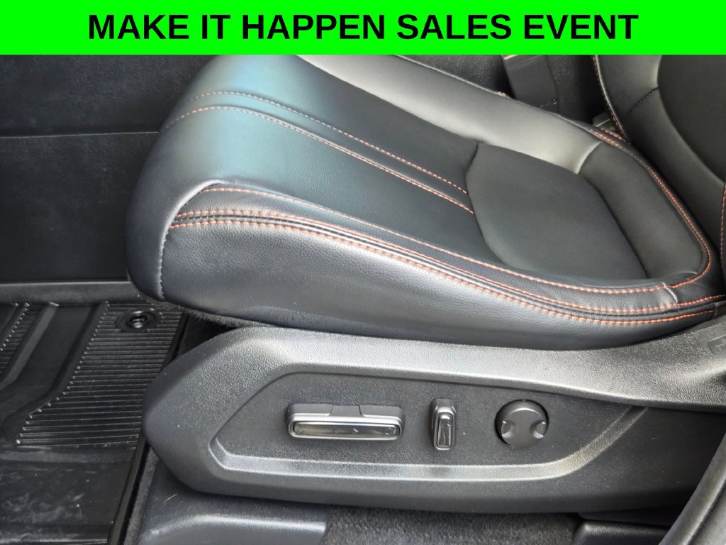 Used 2025 Honda Pilot TrailSport image 13