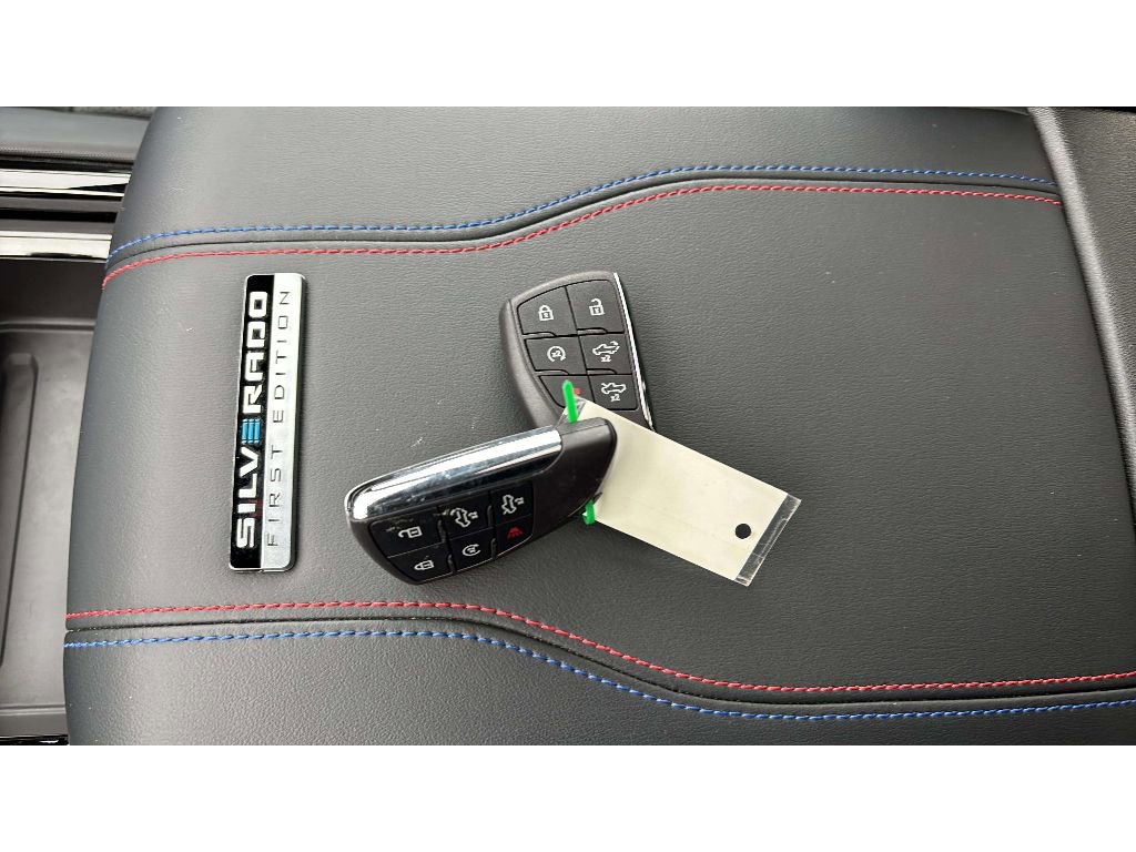 Used 2024 Chevrolet Silverado EV RST image 22