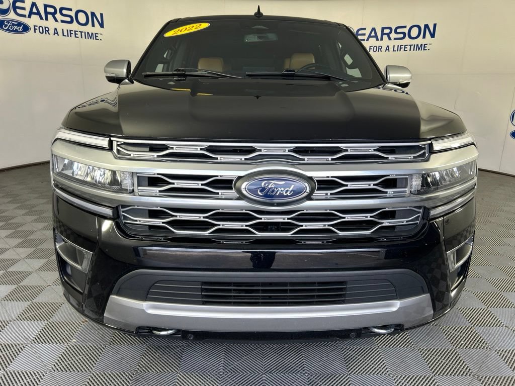 Used 2022 Ford Expedition Max Platinum AWD/4WD image 2