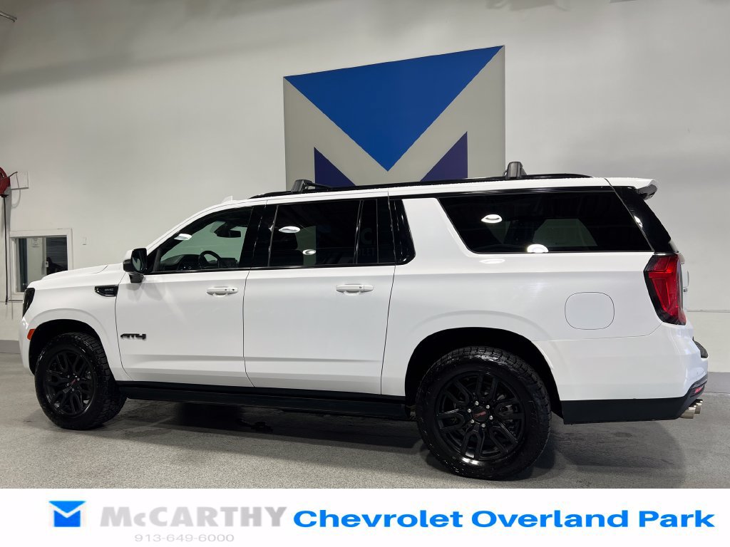 Used 2022 GMC Yukon XL AT4 AWD/4WD image 7