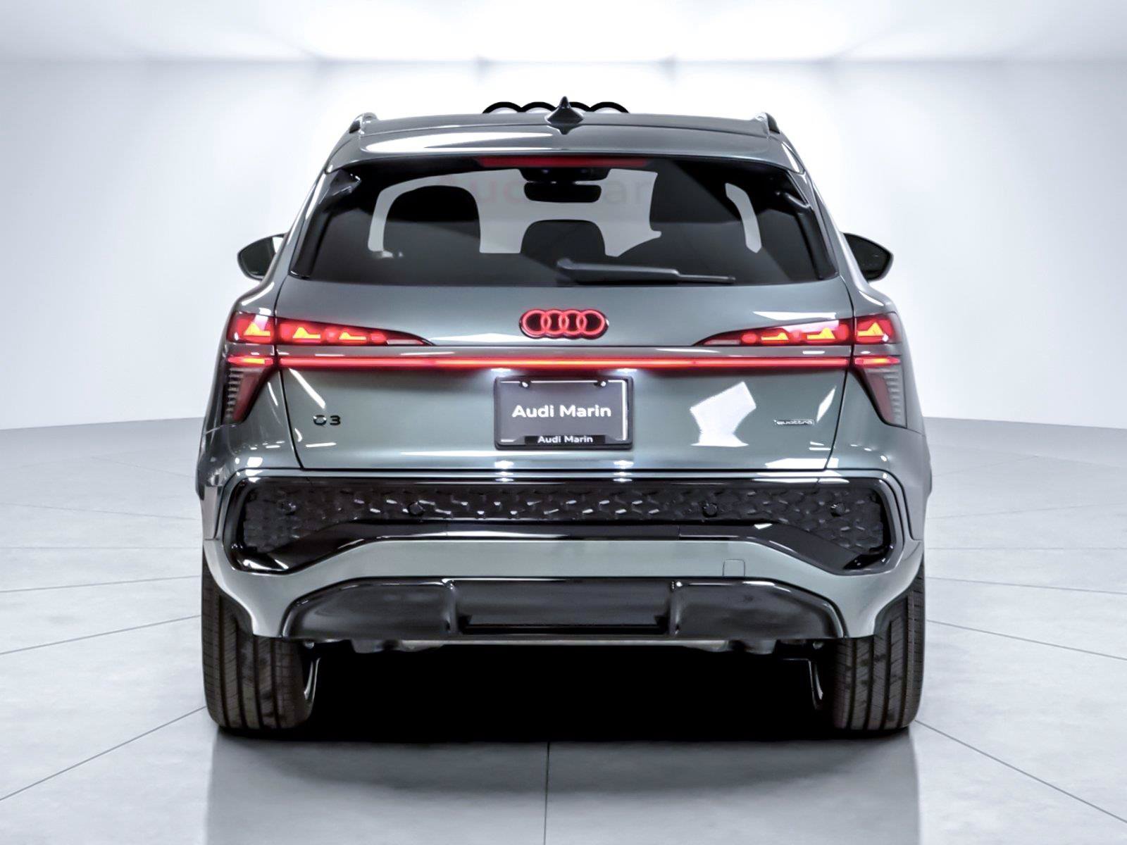 New 2026 Audi Q3 quattro 2.0T AWD/4WD image 4
