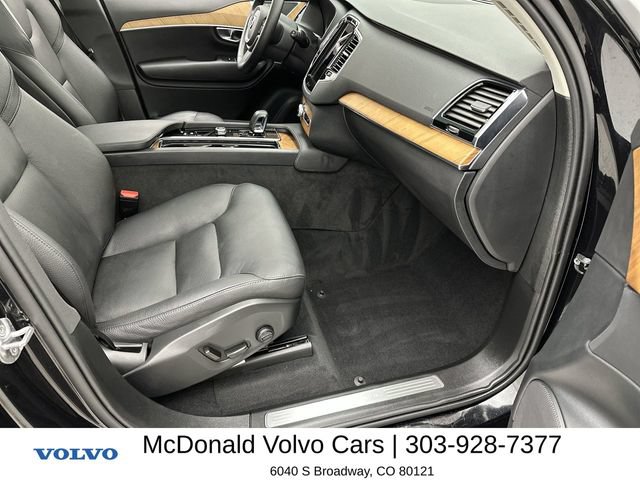Certified 2025 Volvo XC90 B6 Plus AWD/4WD image 26